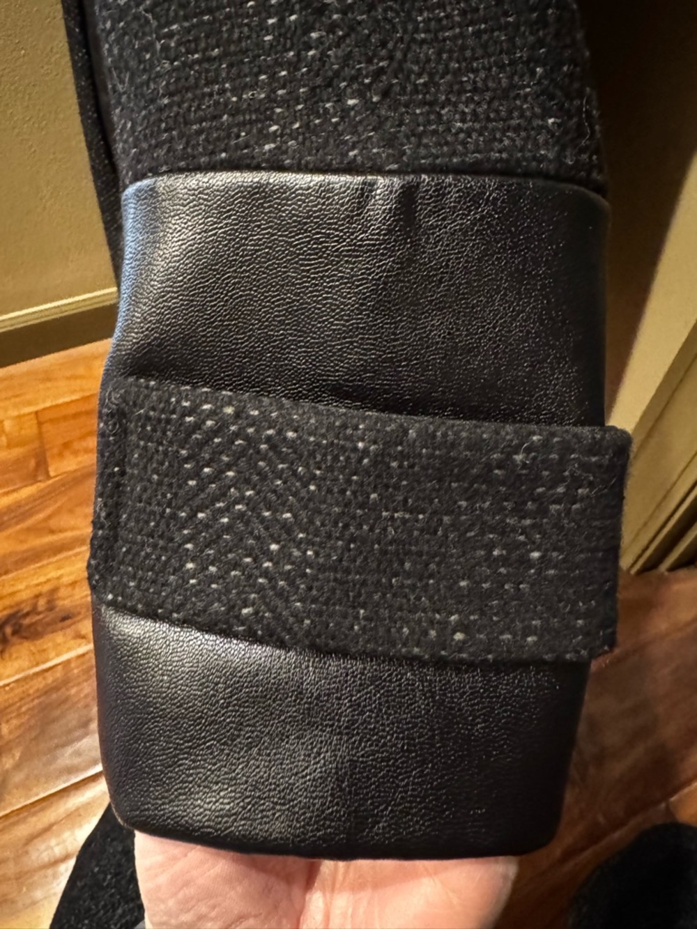 Via Spiga Black Wool-Blend Coat with Faux Fur Collar 14 - Picture 4 of 8